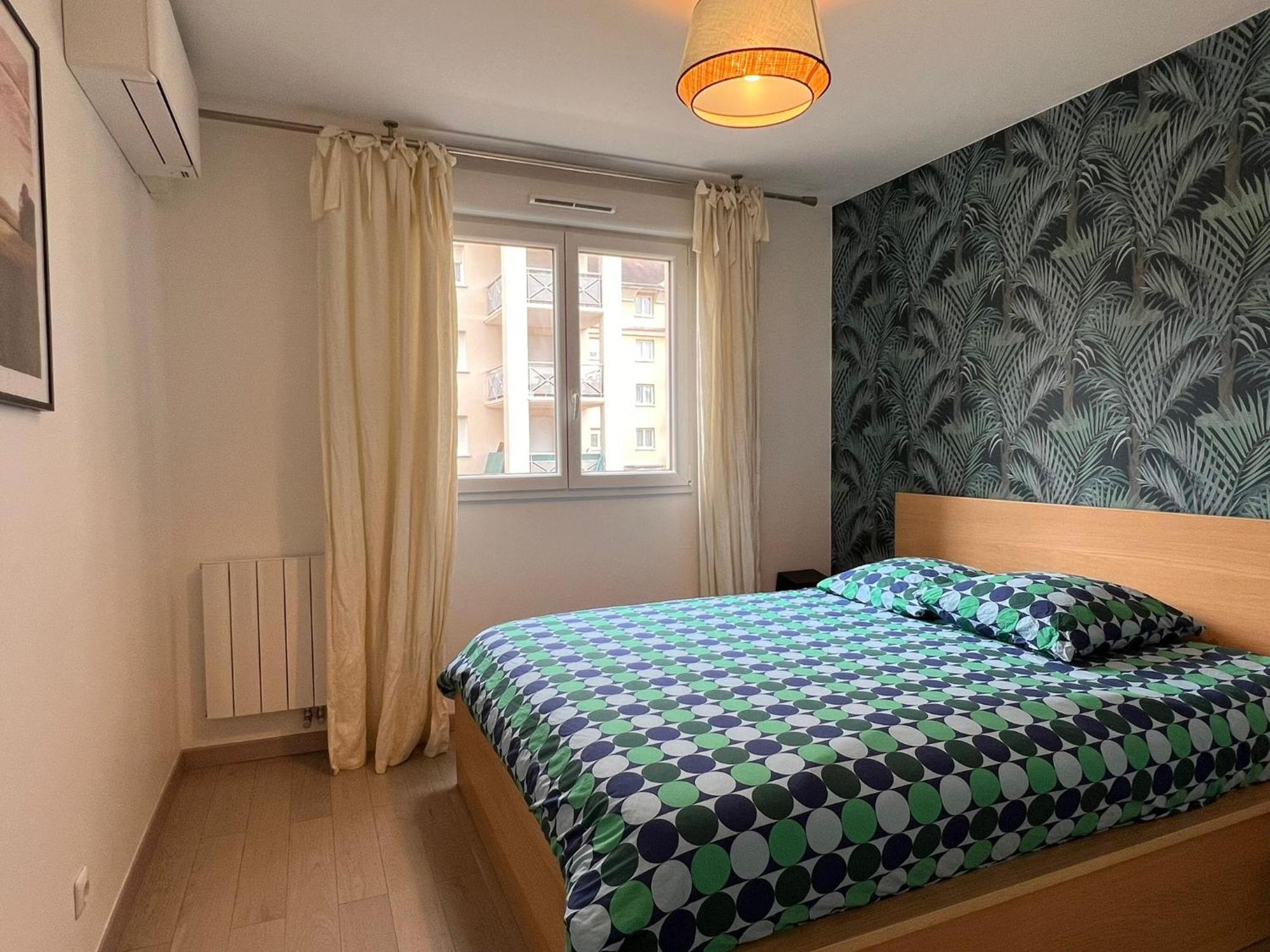 Location 3 Chambres Spacieuses Dans Appartment 2 Mn Rer Bussy Saint Georges Экстерьер фото